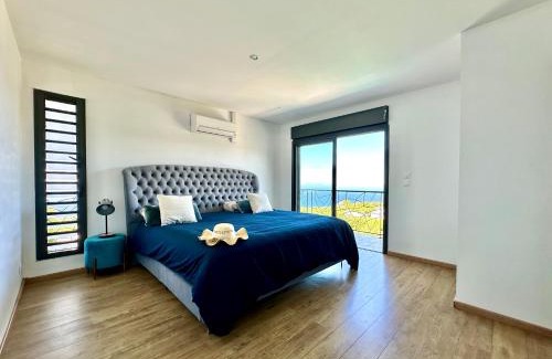 Petite-ÃŽle Bed & Breakfast | Villa Mahot