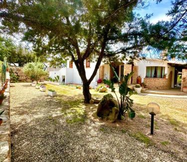 Rena Majore Bed & Breakfast | Villa Mameli b&b