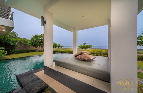 Kalisada Villa | Villa Manik Segara · Premium 3BR Ocean/beach front villa!