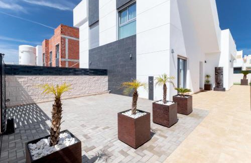 Quesada Villa | Villa Marabu Lagoon