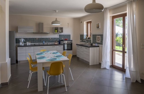 Trecastagni Villa | Villa Marazia with Garden and Private Parking!