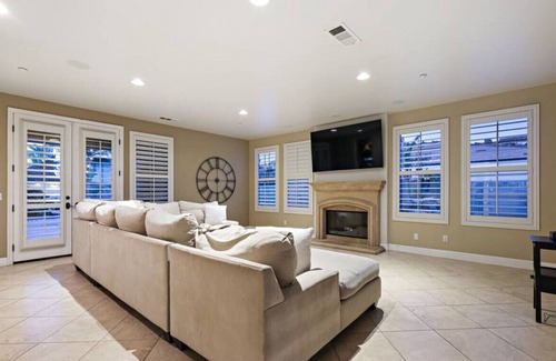 Encinitas Villa | Villa Marbella - 4BR - Luxurious, Gated Beach Home!