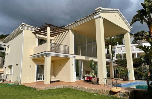 Istan Villa | Villa MARBELLA- GOLDEN MILE -Breathtaking SEA VIEW- PRIVATE POOL