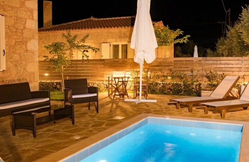 Lefktro Cottage | Villa Maria. One bedroom cottage with private pool