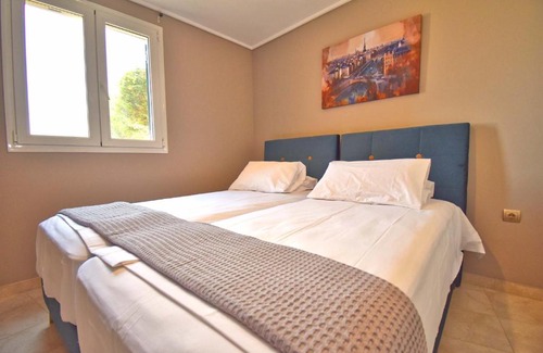 Corfu Town Villa | Villa Mariah on the hill with seaview