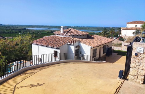 Pego Villa | Villa Marian. Pool heating, very private, Wifi AC, near beach