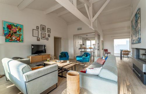 La Teste-de-Buch House | Villa Marie - Pyla sur mer superbe villa 10 personnes vue Bassin