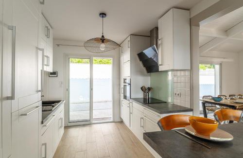 La Teste-de-Buch House | Villa Marie - Pyla sur mer superbe villa 10 personnes vue Bassin