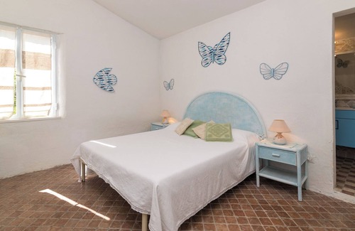 Sa Castangia Villa | Villa 'Marinela' with Sea View, Private Terrace and Wi-Fi