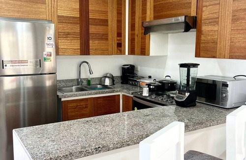 Munoz House | Villa MariposaModern&Lux Swimming Pool