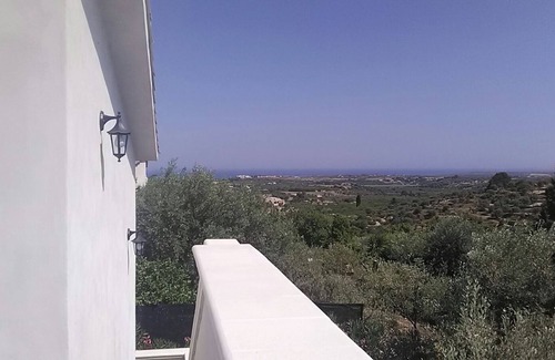 Noto Villa | VILLA MARTINA A KNOWN BY THE SEA