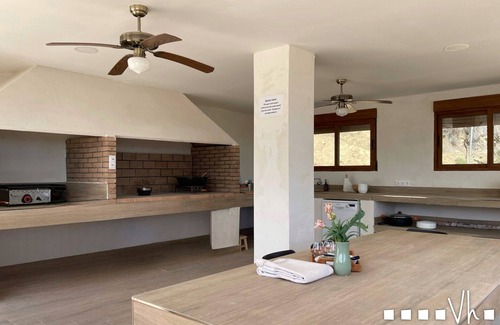 Benissa Cottage | Villa MATIMI in Benissa – Country house with swimming pool, terrace with views, electric car charger and peaceful surroundings