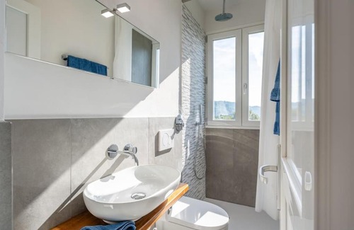 Mologno Villa | Villa Maximus - Stunning mountain views