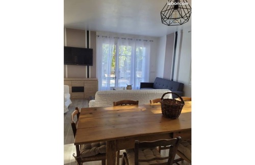 Mazan Villa | Villa, Mazan, 8 people, 3 bedrooms, swimming pool