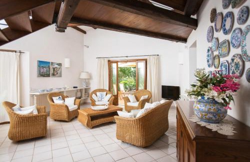 Mazzaforno Villa | Villa Mazzaforno a Cefalu' by Wonderful Italy