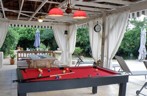 Bergerac House | Villa Melhenga Bergerac 3* Sheltered & heated pool Air conditioning Huge park