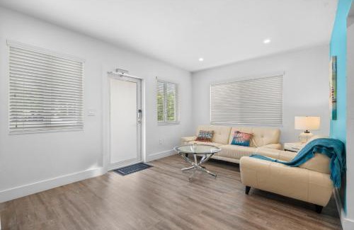 West Little Havana House | Villa Mia Cozy Home in the heart of Miami