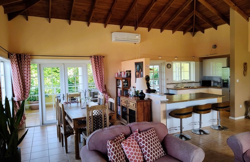 Rodney Bay Villa | Villa Michaeline - Private fully air conditioned luxury villa