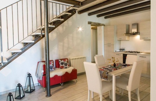 Montelaguardia Villa | Villa Mignola by MMega