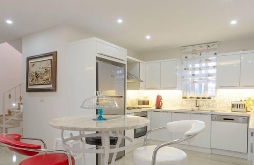Dalyan City Center Villa | Villa Mina - Five Bedroom Villa, Sleeps 10