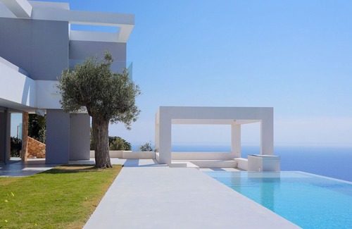 Roca Llisa Villa | Villa Miracle - recently built with sea views in Roca Llisa