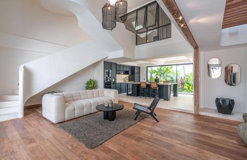 Berawa Villa | Villa Moana - Incredible 2BR Villa Next To The Beach in Canggu