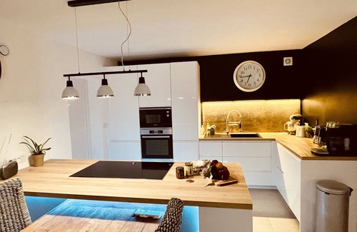 San-Martino-di-Lota Villa | Villa Moderne Avec Piscine, vue Mer, a 5mn de Bastia. Votre Oasis Corse!
