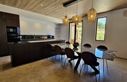 Calenzana Villa | VILLA MODERNE EN CORSE - Sea and mountain views, swimming pool, pool house