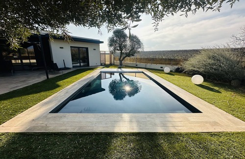 Sauvian House | Villa Moderne Face aux Vignes