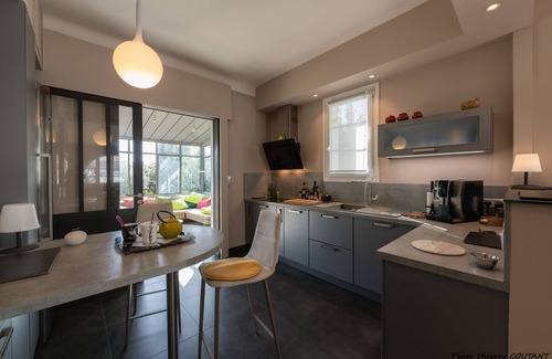 Royan Villa | VILLA MODERNE, JACUZZI (May to August only), QUARTIER FONCILLON