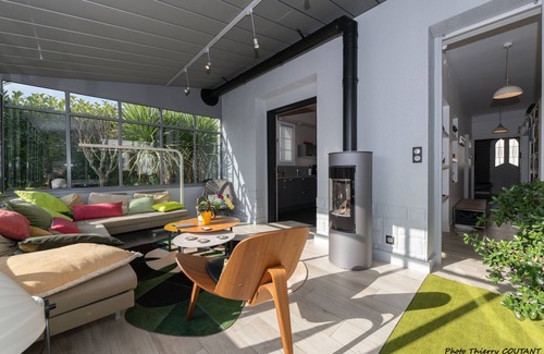 Royan Villa | VILLA MODERNE, JACUZZI (May to August only), QUARTIER FONCILLON