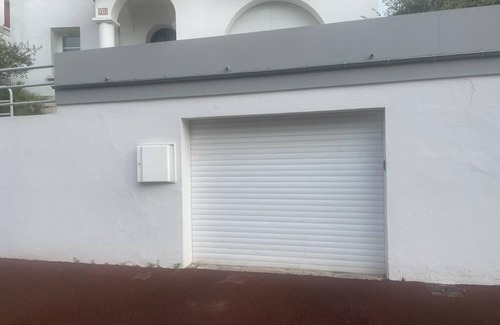 Royan Villa | VILLA MODERNE, JACUZZI (May to August only), QUARTIER FONCILLON