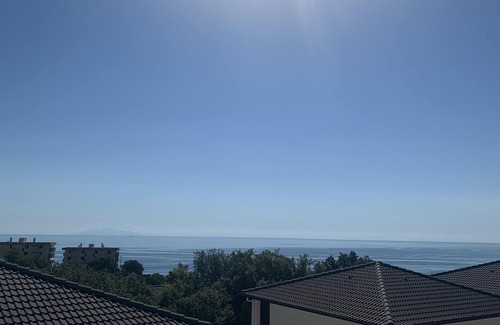 Bastia Villa | Villa Moderne, Piscine, vue Mer, Jardin, Calme, Près de la Ville