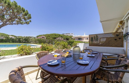 Aldeia das Acoteias House | Villa Moises - an excellent property 500 mts from the famous Falésia beach