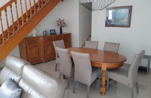 Baud House | Villa Monica