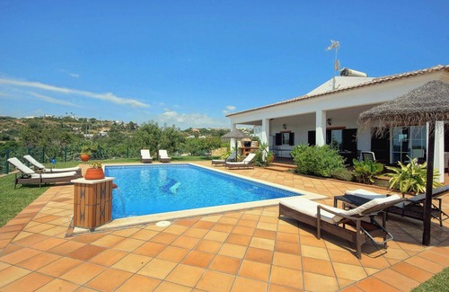 Patroves Villa | Villa Monte de Madrinha - Extremely Gorgeous Villa in a Mediterranean Garden