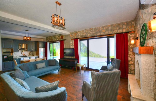 Faralya Villa | Villa Monte Telmossos with Private Pool, Jakuzzi and Sea View