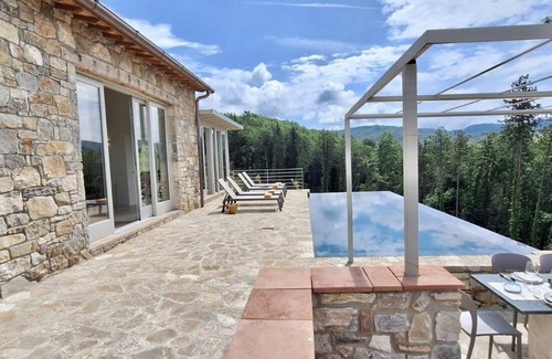 Gaiole in Chianti Villa | Villa Montemarcoli, a haven of peace and love in Gaiole in Chianti