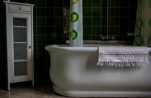 Mologno Hotel | Villa Moorings