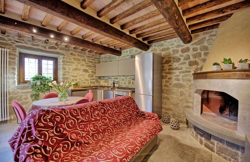 Pieve di Chio Villa | Villa Mulino - Completely renovated old mill in Tuscany