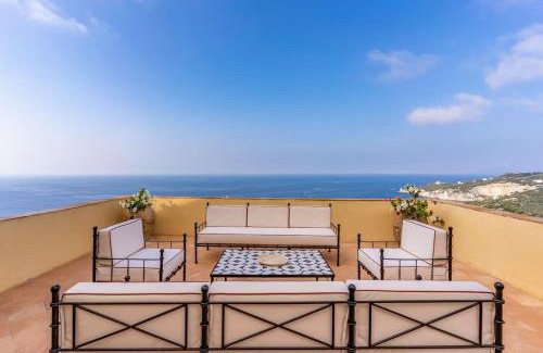 Schiazzano Villa | Villa Murat Historic Residence with Heated Pool and Còncierge by Feeling Italy