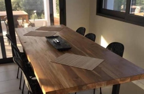 Aktio-Vonitsa Villa | Villa Mytikas. 3 Bed villa. Private heated pool & Jacuzzi. Sleeps 8. Seaview.