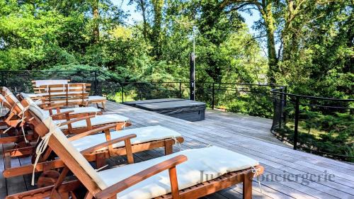 Saint-Jean-la-Poterie Villa | Villa Nature Salle de Sport Jacuzzi