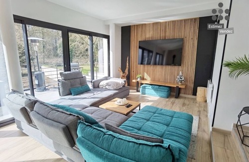 Dhuisy Villa | Villa near Disneyland seine et marne in quiet countryside