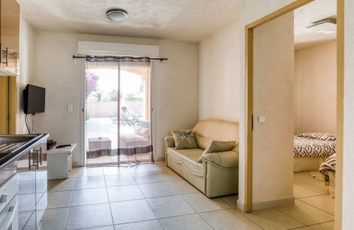 Moriani-Plage Villa | Villa near Moriani Beach with Pool