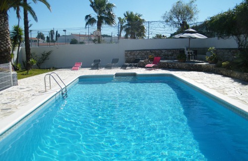 Vale de Centianes Villa | Villa next to Centeanes beach, with private pool and tennis court, wifi
