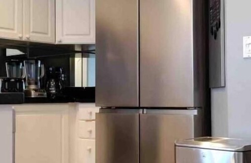 South Bradenton Villa | Villa next to IMG Academy. Pool. Sleeps 8. Gated and 2 free parking spots.