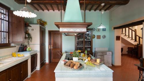 Riparbella Villa | VILLA NIKKA 6, Emma Villas