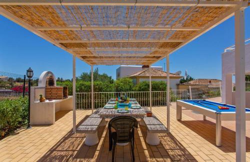 Cerro de Aguia Villa | Villa Ninho da Aguia by Villa Plus