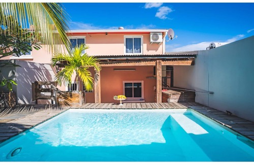 Plateau Goyave Villa | Villa Noja* HEATED POOL, beaches, volcano, hiking, Trail.